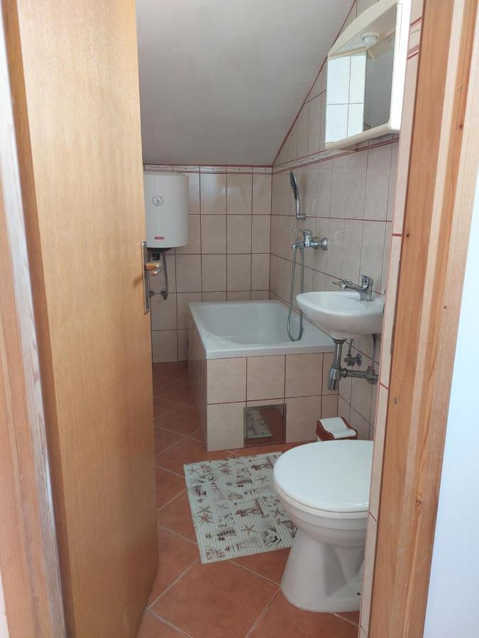 Apartmani Igercic Stinica Zewnętrze zdjęcie